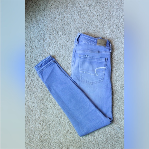 Size 4, American Eagle Jeans - Picture 2 of 2